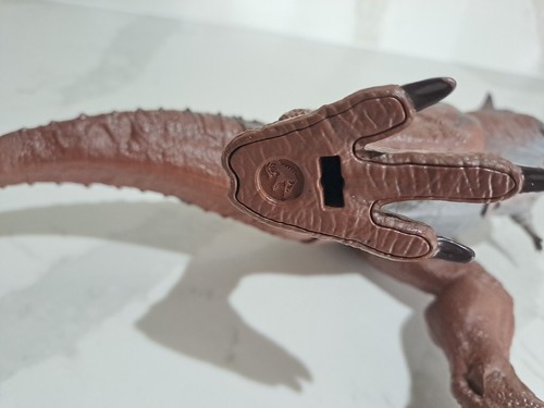 Jurassic World Control 'N Conquer Carnotaurus Toro With Sound Mattel - Picture 12 of 15