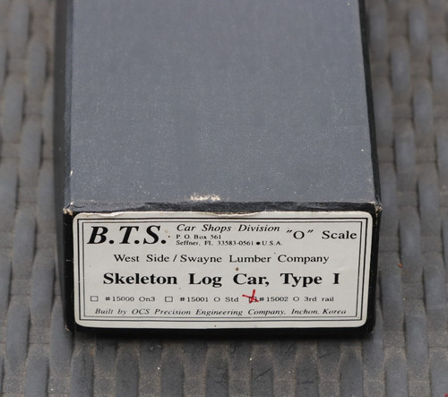 Spur O BTS #15002 - WSL Swayne Lumber Co Skeleton Log Car Type I - 3 Rail | Condition: Used