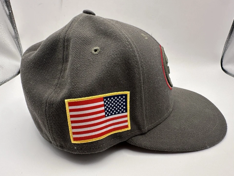 Gorra ajustada New Era Olive San Francisco 49ers 2017 Salute To Service 59FIFTY Foto 2 de 4