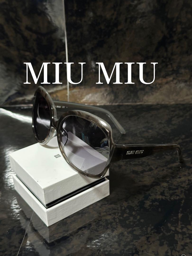 小物 Miu Miu 00s Logo Sunglasses Miu Miu 00s Logo Sunglasses for Women, Stylish