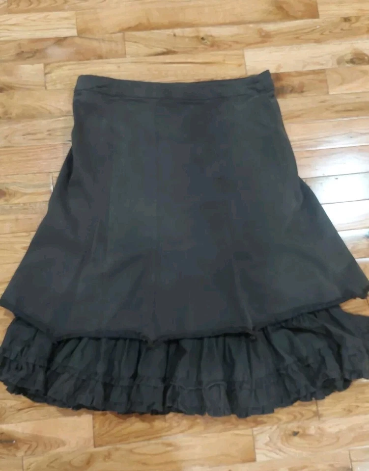 Sisley 意大利棕色分层牛仔纽扣上衣裙荷叶边衬裙波西米亚 — 第 2/4 张图片