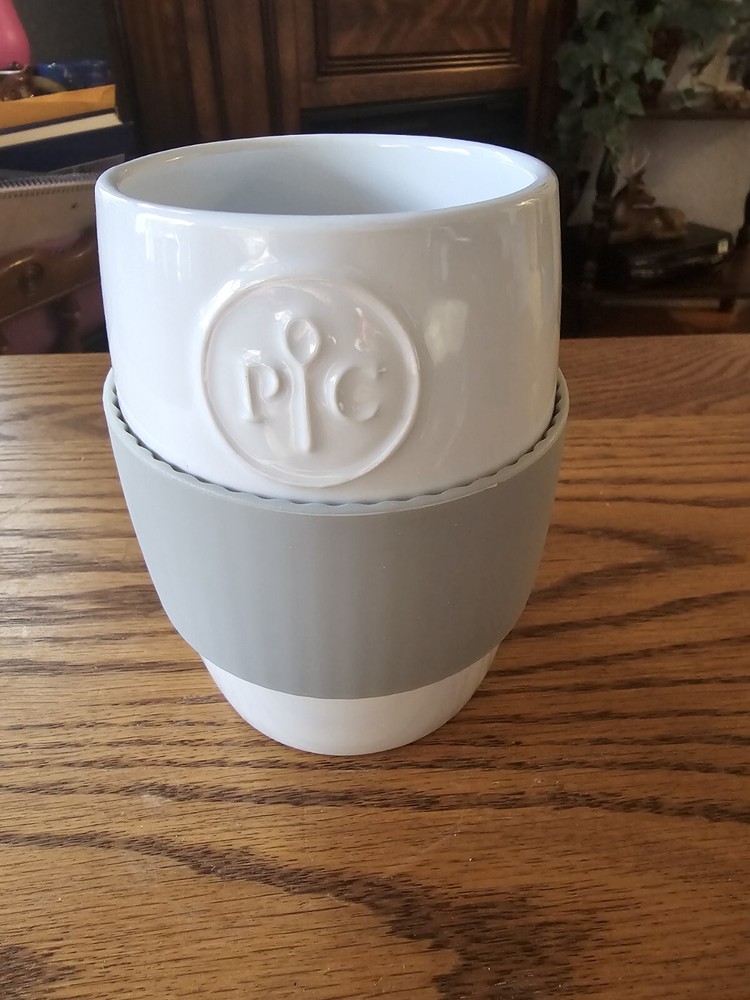 Pampered Chef Ceramic Microwave Egg Cooker Silicone Sleeve 1529 Mug Lid Preowned