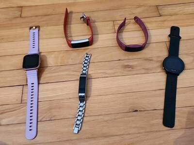 Lot of 5 Fitbit And Polar Unite Unknown Models AS IS