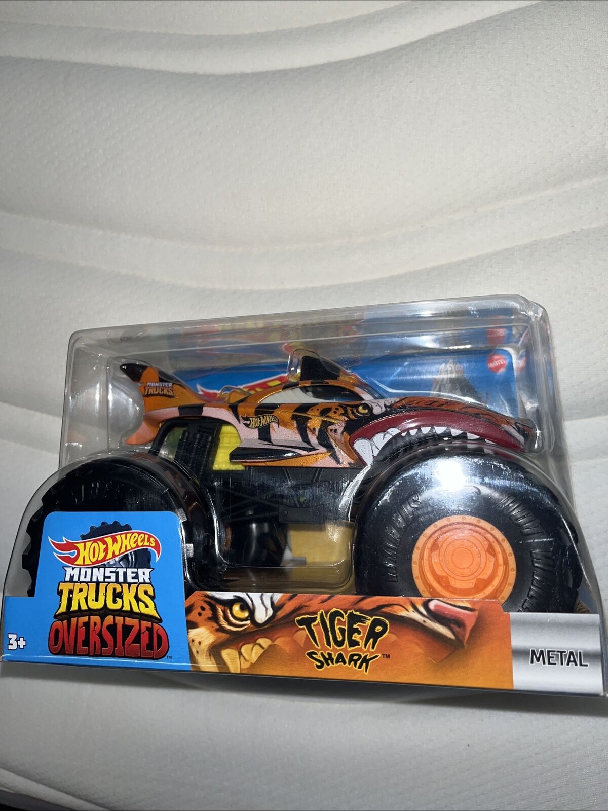 Hot Wheels Monster Truck Tiger Shark 1:24 Scale Die Cast Metal Toy