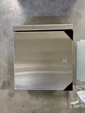 RITTAL WALLMOUNT SLOPED STAINLESS STEEL ENCLOSURE NEMA4X 15.7x15.6x8.27"
