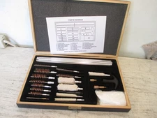 Vintage BEAR ARMS Deluxe Gun Cleaning Kit - 27 Piece Gun Cleaning, Wood Box