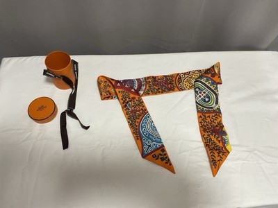 Hermès L'arbre de Vie Seidentwilly Schal 