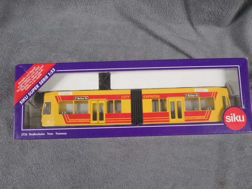 SIKU Super Series 1:55 Scale City Express Stadtwerke Tram 3726 L/N - Image 3 of 3