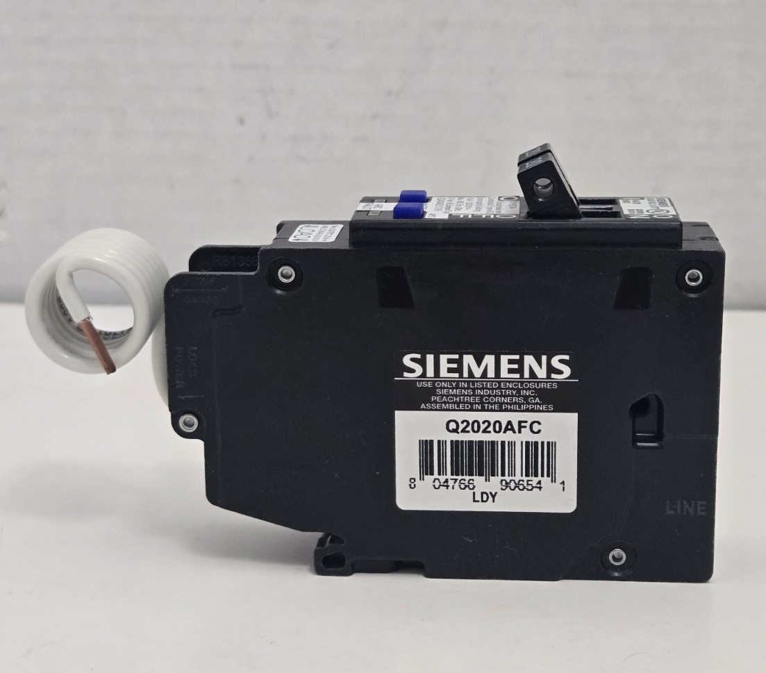 Siemens Q2020AFC 20/20A Amp 1-Pole Tandem CAFCI Circuit Breaker Type QTA