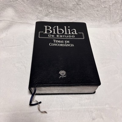 Bíblia de Estudo Temas em Concordância NVI Português Central Gospel