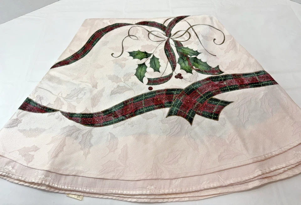 Mantel Lenox Rosa Acebo Bayas y Cinta Navidad Vacaciones 70" Redondo Foto 2 de 4