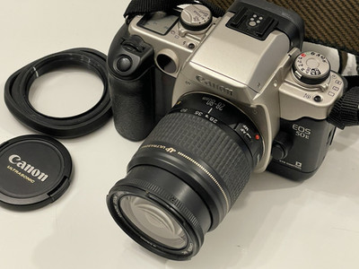 Canon EOS 50E Eye Control SLR + Canon Zoom Lens EF 3,5-5,6/28-80 IV Ultrasonic