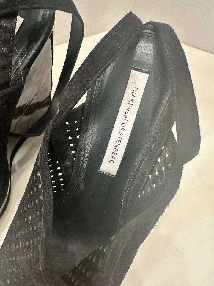 Cuñas para mujer Diane von Furstenberg negras y cheeta talla 38,5 Foto 3 de 4