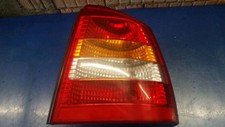 OPEL ASTRA G CC (F48_, F08_) Rückleuchte rechts mit Lampenträger 90521544