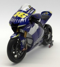 Minichamps 1/12 Scale Diecast 122 053046 Yamaha YZR-M1 Moto GP 2005 Rossi GO!!!