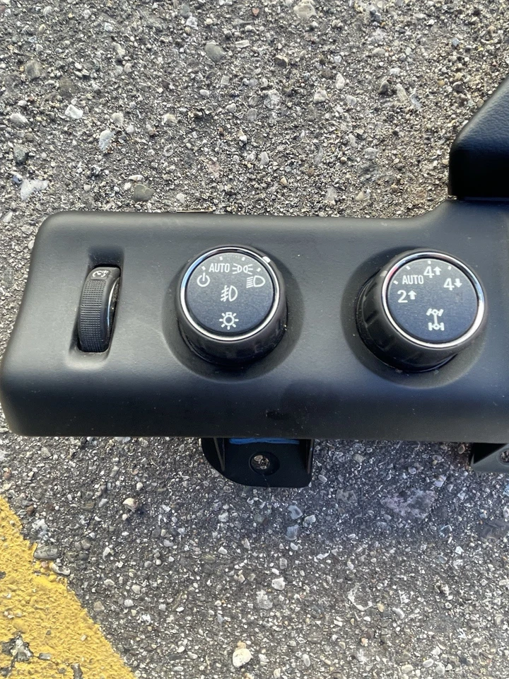 Interruptor de control de remolque de estacionamiento 15-20 Yukon Tahoe faros de haz alto 4x4 OEM Foto 3 de 4
