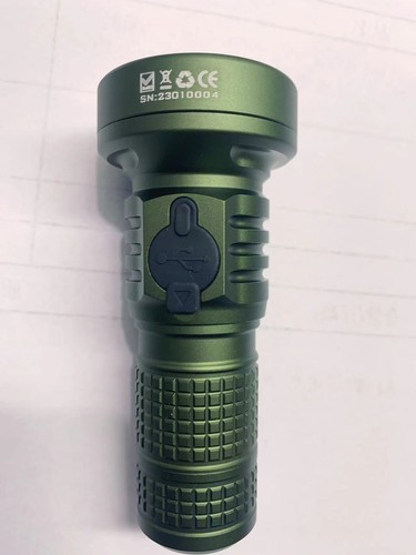 Mankerlight MC13 EDC Long Range Flashlight 2000 Lumen LED USB Rechargeable - Picture 15 of 20