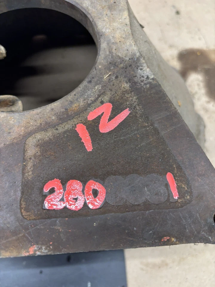 Carcasa campana transmisión manual MoPar 1967 69 68 A carrocería 9,5" 2806081 340 360 V8 Foto 2 de 4