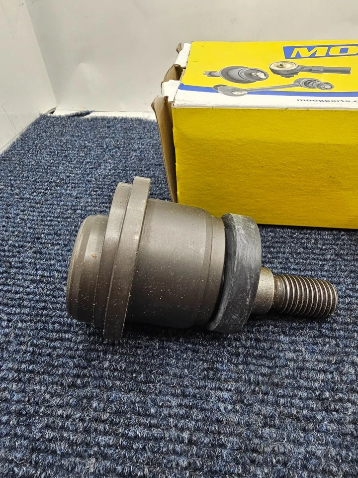 MOOG K100315: junta esférica superior para 2003-2018 Dodge Ram 2500/3500 4WD - Imagem 4 de 4