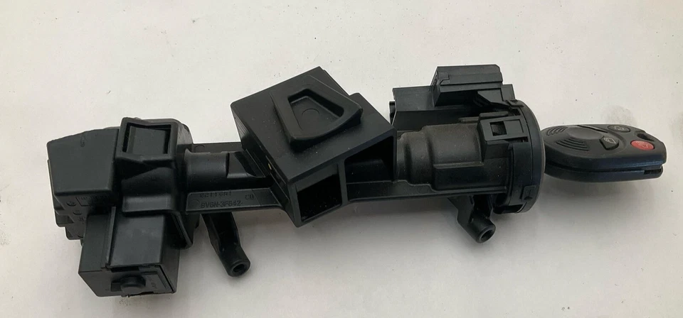 Cilindro de bloqueo de interruptor de encendido Ford Focus 2015-2018 con llave OEM 6E5T15607CA Foto 4 de 4