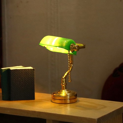 1:12 Dollhouse Miniature Desk Lamp LED Lampe Green Postman German Fight Decor _w - Photo 11/12