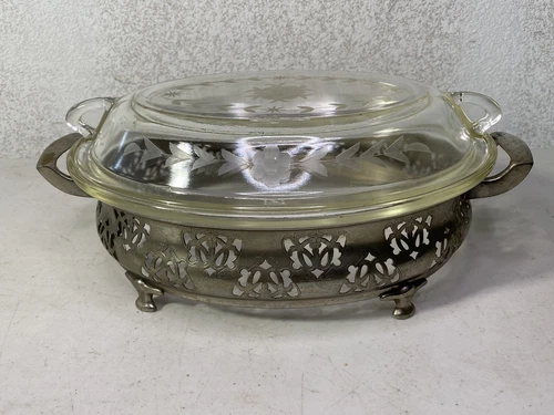 USED HTF Rare Pyrex 110 with Matching Bottom Casserole Dish Foreman Bros Silver