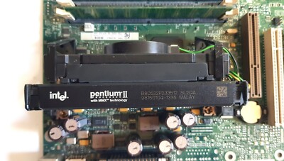 INTEL AL440LX ATLANTA Slot 1 motherboard + P2 233 CPU + 128 MB RAM AGP tested! EUR 149,00 - FR