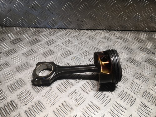 MERCEDES-BENZ CLA 180 C117 Piston Connection Rod 2700300420 1.6 Petrol 90kw - Picture 2 of 4