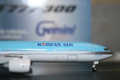 Gemini Jets 1:400 Korean Air Boeing 777-300 HL7533 (GJKAL094