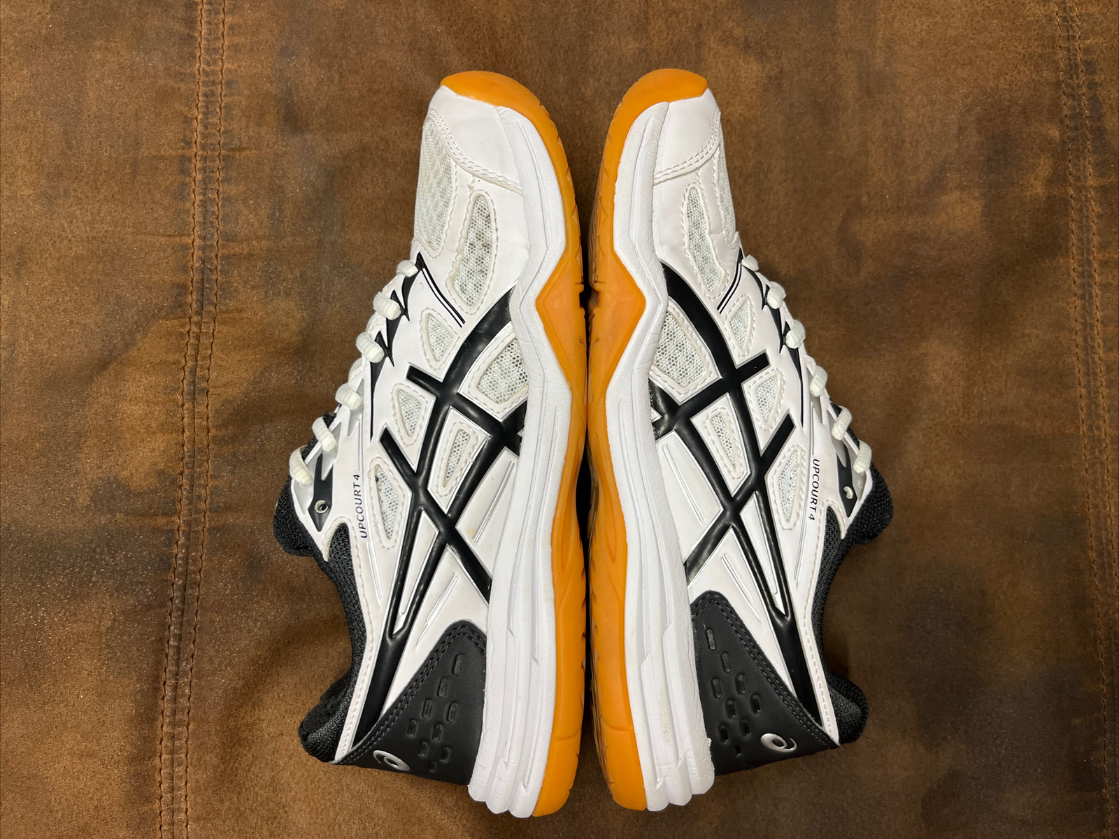 asics Upcourt 4 Tennis, Volleyball, Badminton Shoes 1… Gem