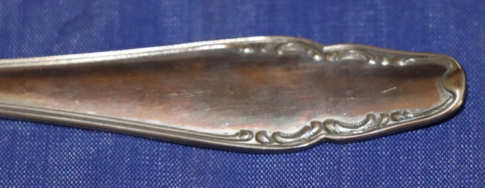 Versilbertes Butter- und Käsemesser Wellner gemarkt GOWE 90 im Etui Vorlegeteile - Bild 3 von 4