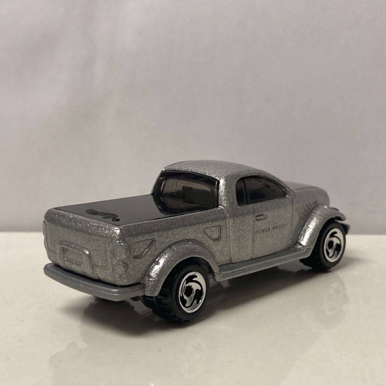 Picture 2 of 4