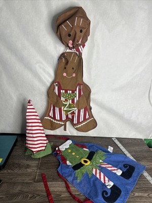 Set Of 2 Kids Christmas Aprons W/Hats-Holiday Kitchen Dressup (stains)
