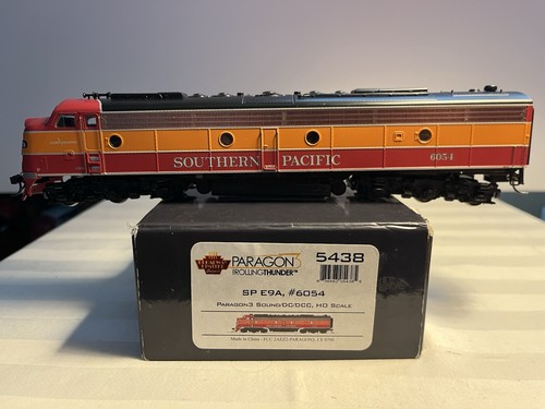 Escala HO Broadway Limited Southern Pacific E9A #6054 DCC/Sound Paragon 3 PROBADO | Condition: Used