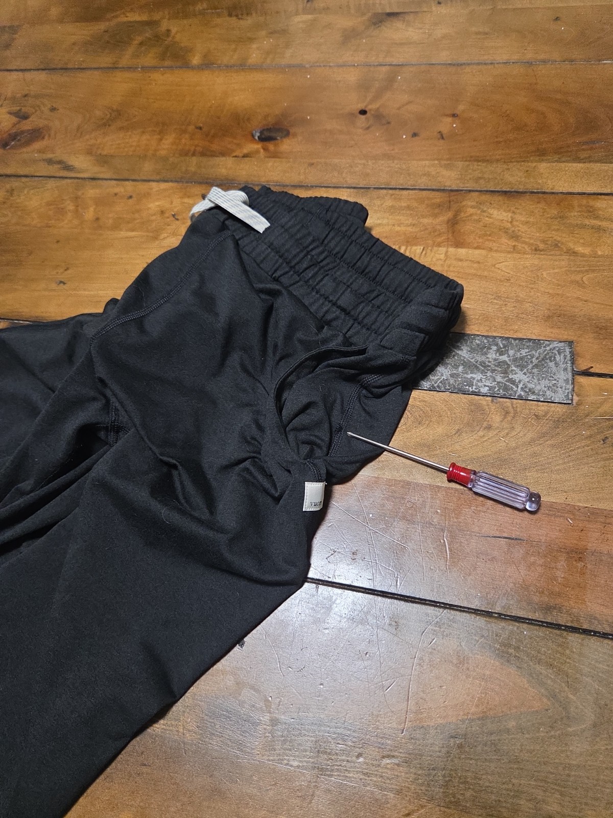 Women’s Vuori Performance Joggers Size S Or Small image 9