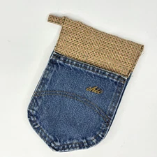 Handmade Chic Denim Jeans Pocket Oven Mitt Pot Holder Kitchen Retro Upcycled Vtg