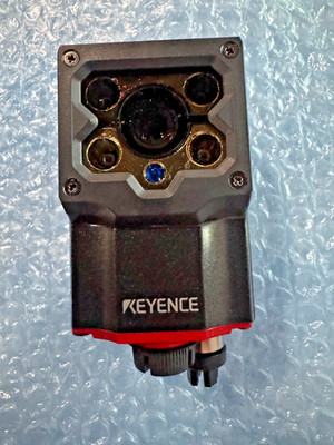 NEW KEYENCE SR-1000 Automatic Focus Code Reader