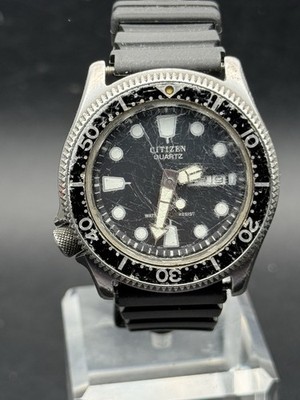 Citizen Quarz Water Resistano 300m Diver s Vintage Ref 2852-266315 seltenes Modell