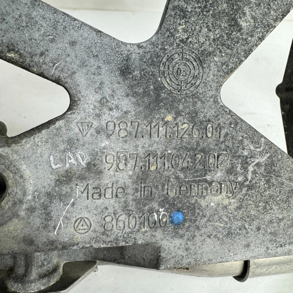 Soporte de montaje de silenciador de escape de 5 velocidades Porsche Boxster Cayman 2005-08 98711104204 Foto 4 de 4