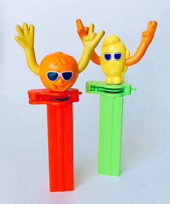 Vintage 1994 Alberts FUN FLIPS Candy PEZ LIKE Dispenser Container Lot of 2
