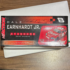 Action 1:24 Dale Earnhardt Jr 2006 Chevy Monte Carlo Budweiser Diecast LE