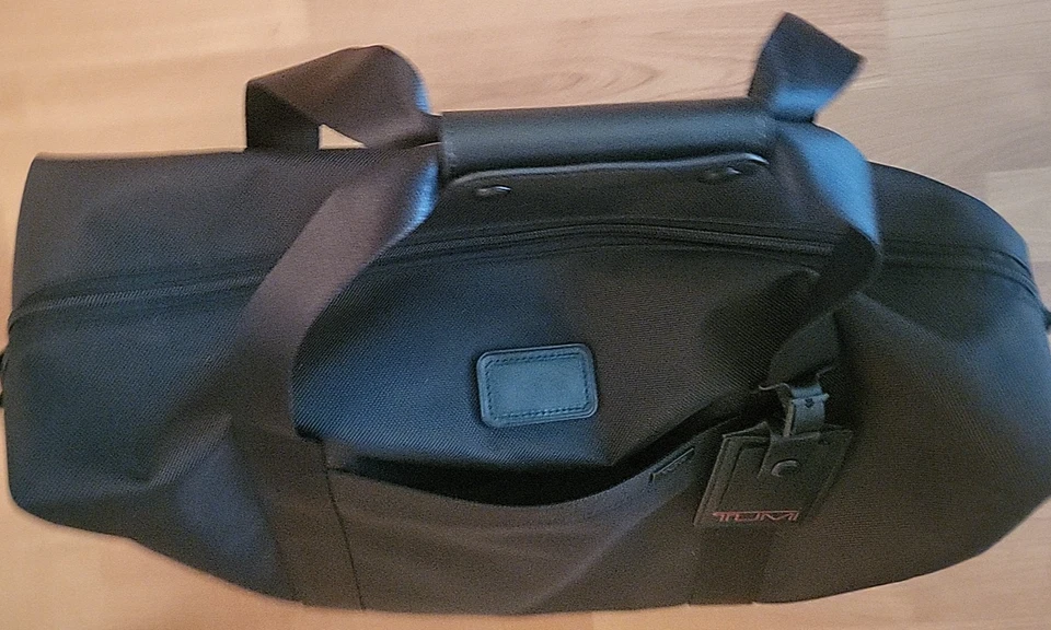 TUMI Corporate Collection Travel Satchel (Duffle) Black - Brand New - Image 2 of 4