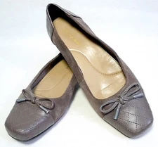Easy Spirit Joyfully Taupe Suede & Faux Leather Slip-On Flats size 6M