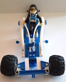 LEGO 8252 Technic BEACH BUSTER Off Road Police Vehicle 85% complete