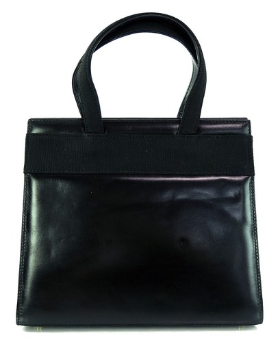 Authentic SALVATORE FERRAGAMO Vara Black Leather Hand Bag Purse #61141 - Picture 3 of 17