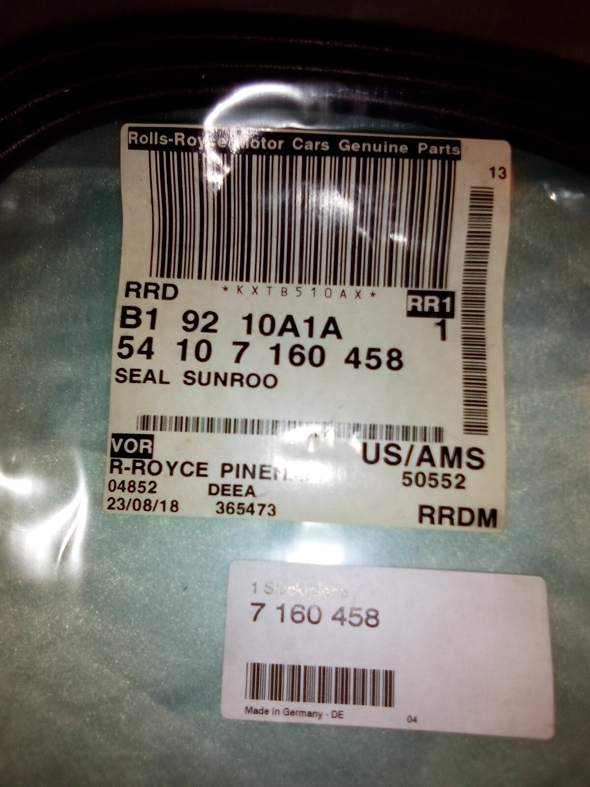 Rolls Royce Phantom Sunroof Seal Genuine OEM 54 10 7160458