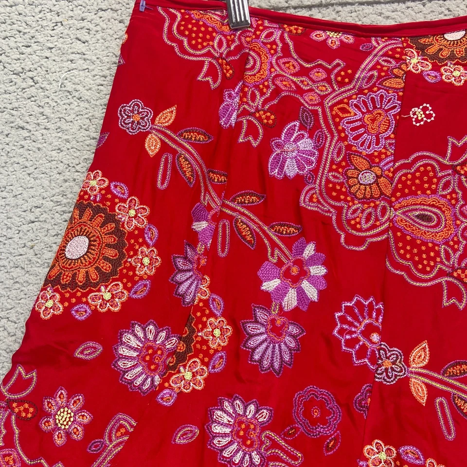 ECI New York Size 14 Embroidered Red 100% Silk Aline Godet Flared Hem Skirt $148 - Image 4 of 4