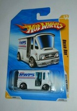 HOT WHEELS 2010 NEW MODELS 13/44 - BREAD BOX HWPS WHITE