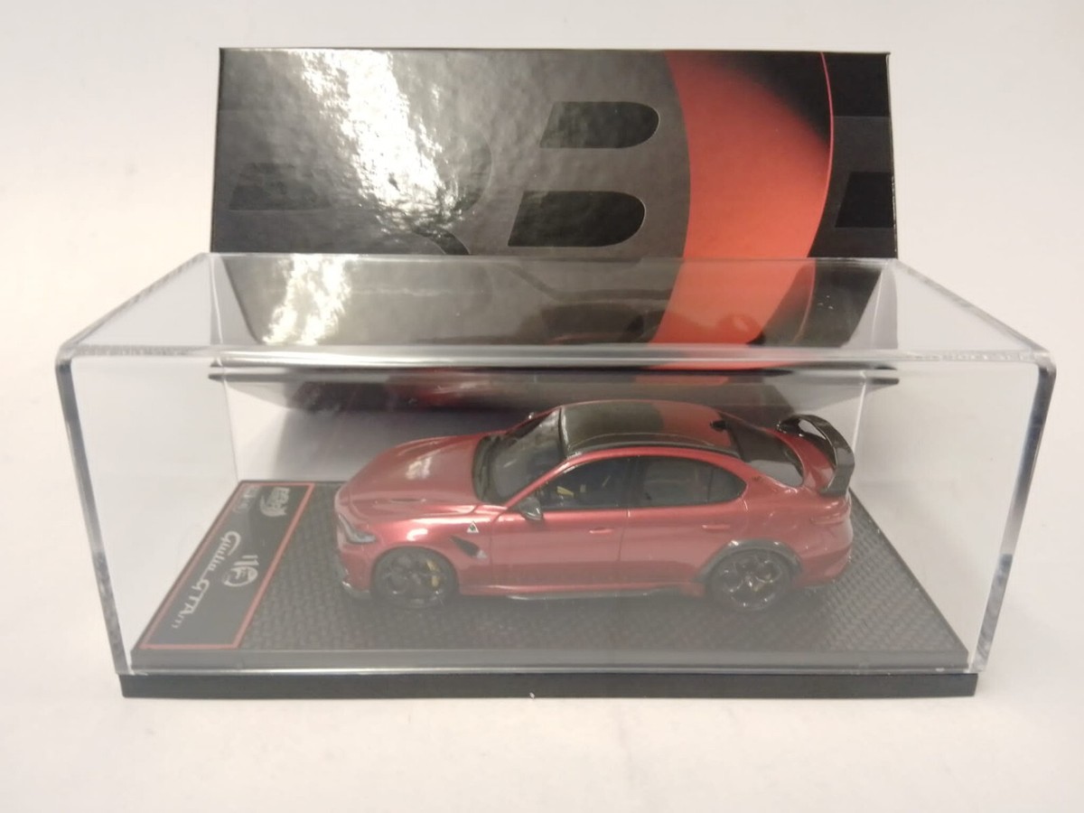 Modèle Réduit Voiture 1:43 BBR Alfa Romeo Giulia GTAM 2020 - Rouge Métallisé
