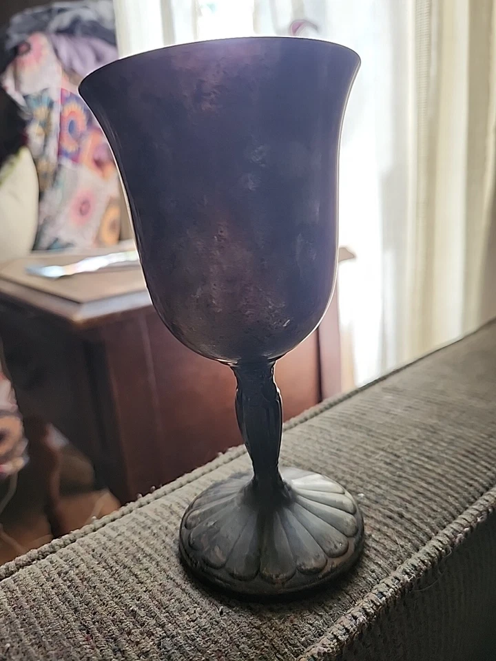 АНТИКВАРНЫЙ серебряный кубок International Silver Co. 98,2, чашка (потускневшая) ручной работы - Изображение 4 из 4